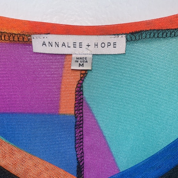 Annalee + Hope Poncho Cape Size Medium Batwing Sleeves Abstract Color Block - Picture 6 of 7